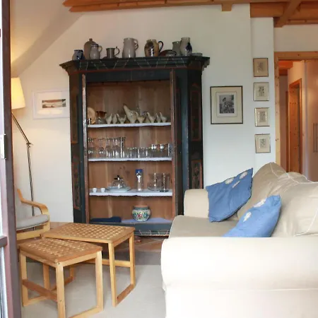 Schwalbennest By Interhome * 巴德小基希海姆